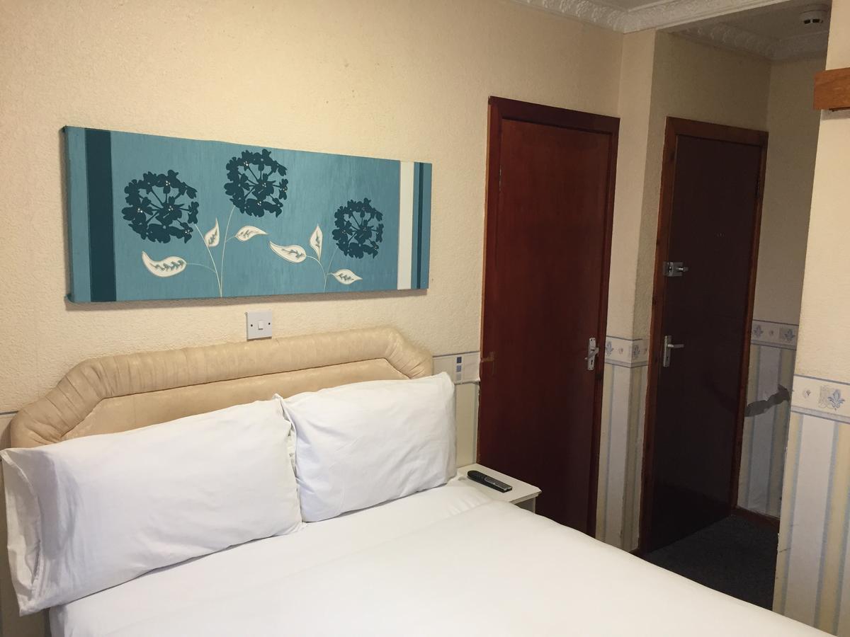 Fortuna House Hotel Blackpool Bagian luar foto