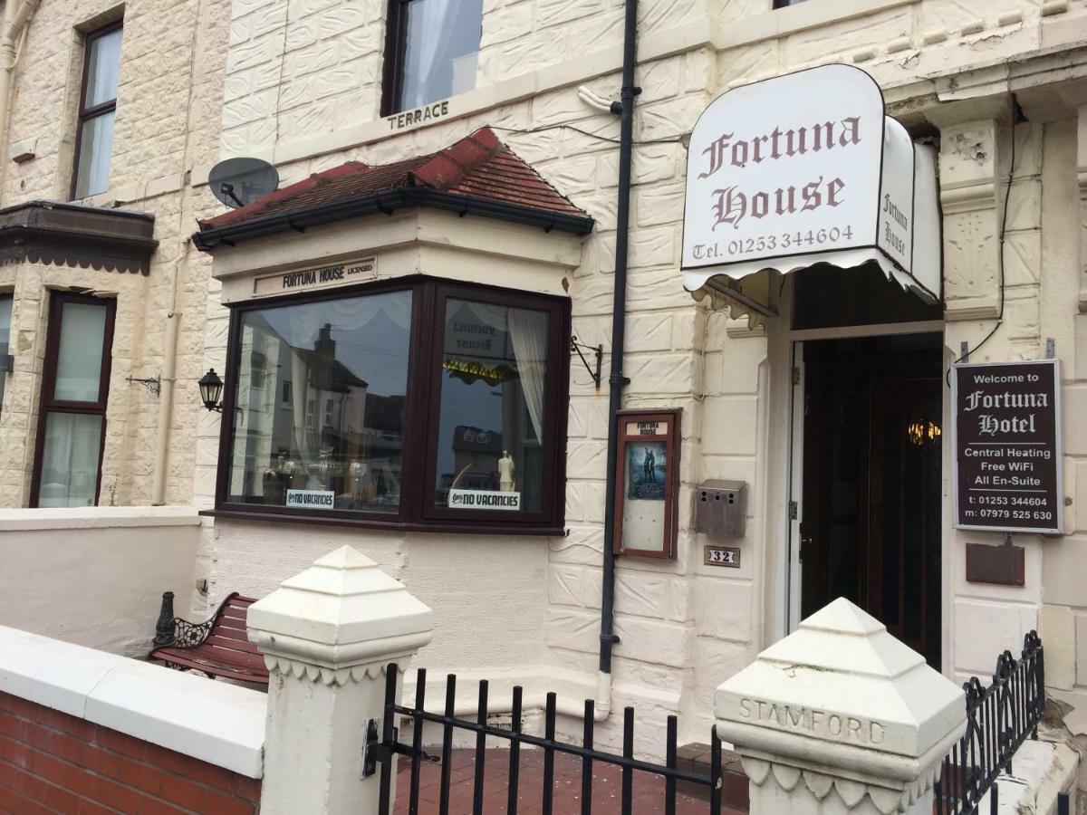 Fortuna House Hotel Blackpool Bagian luar foto